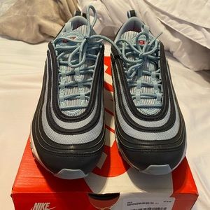 LIKE NEW AIR MAX 97